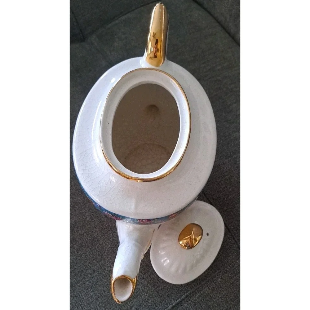 Vtg Rare Gibson Staffordshire Ribbed Floral Teapot White Porcelain‎ Gold Trim